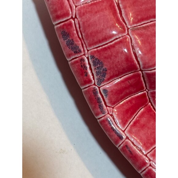 Nine West Fuchsia Croc-Embossed PVC Clutch With Silver Chain Strap new - Picture 7 of 7